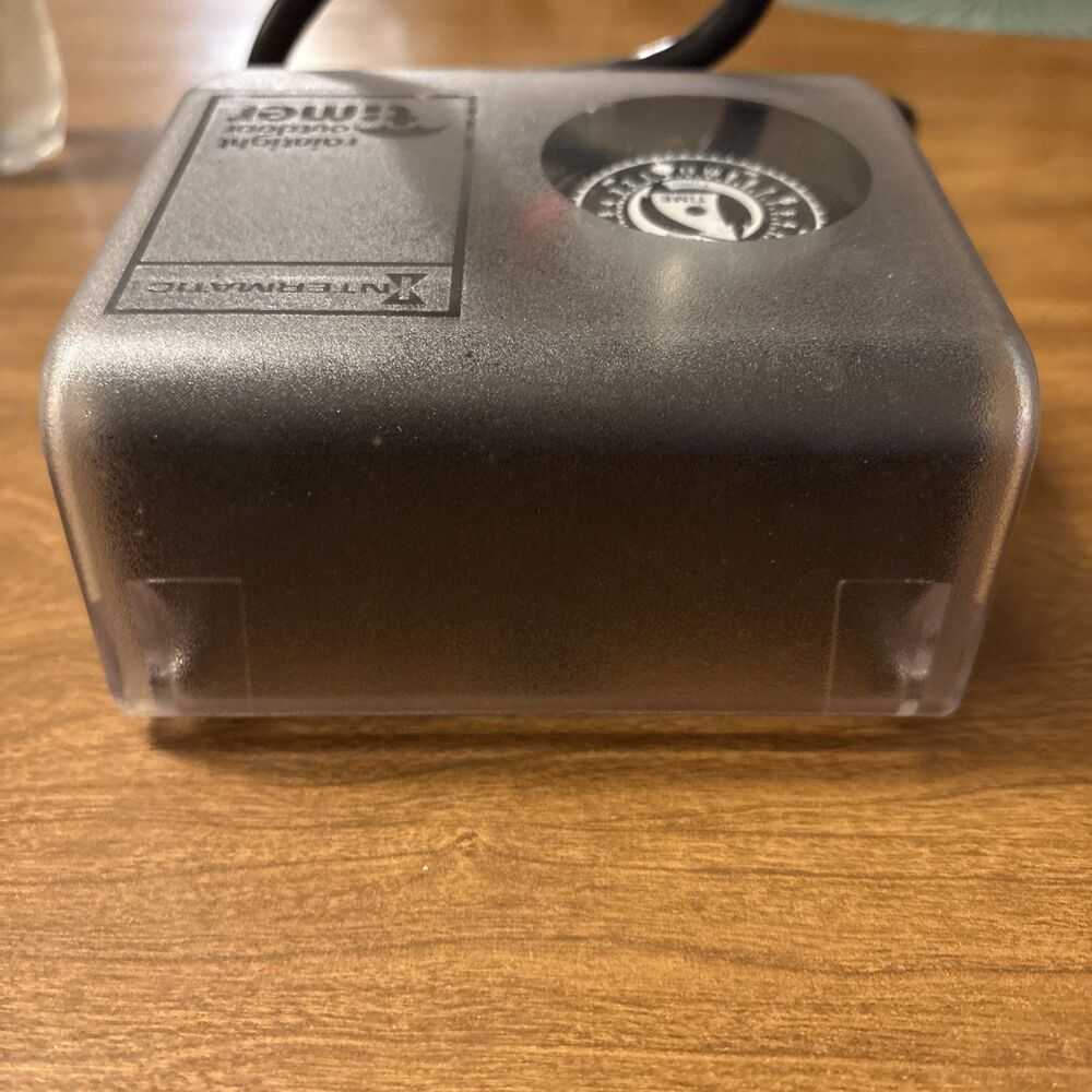 Intermatic HB11R Raintight Outdoor Program Timer TESTED - Picture 6 of 10